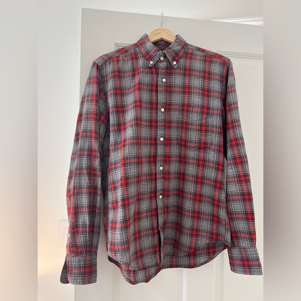 Gustin Men’s button down shirt - medium